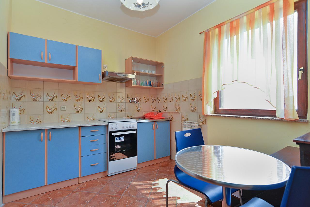 Apartments Gracijano 1724 Ližnjan エクステリア 写真